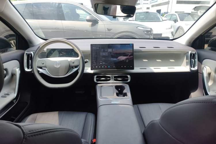 Used Leapmotor B01 2025 550 Comfort Edition Center Console