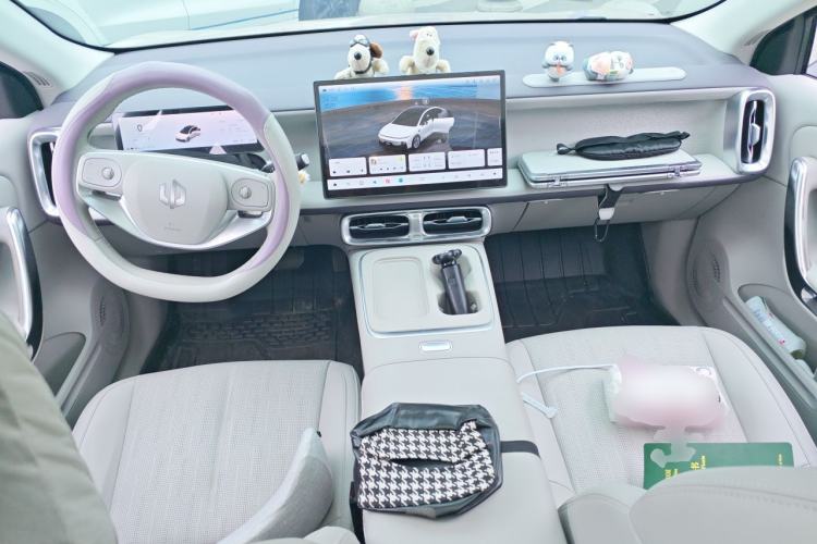 Used Leapmotor B01 2025 650 Enjoyment Edition Center Console