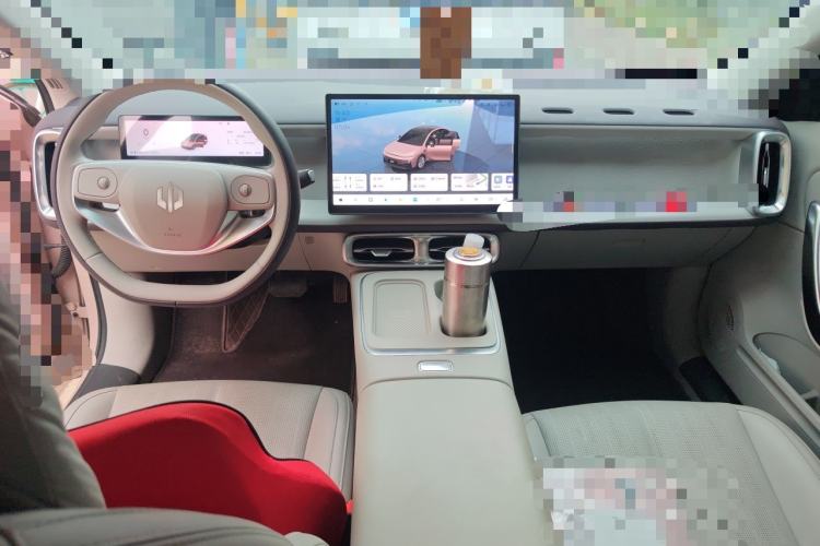 Used Leapmotor B01 2025 650 LiDAR Edition Center Console