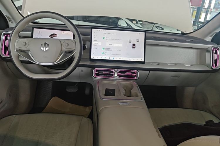 Used Leapmotor B01 2025 550 LiDAR Edition Center Console