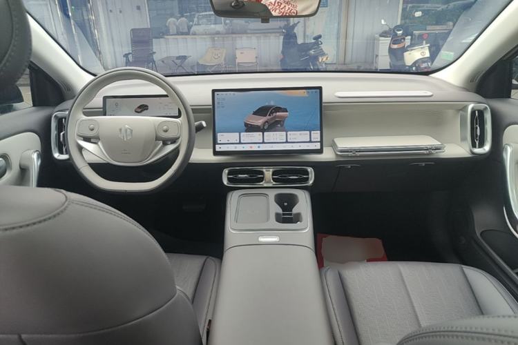 Used Leapmotor B01 2025 550 Enjoyment Edition Center Console