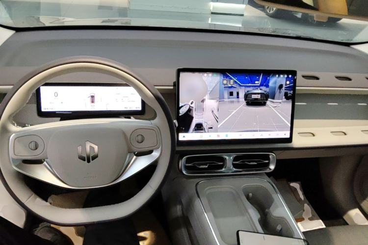 Used Leapmotor B01 2025 550 LiDAR Edition Center Console