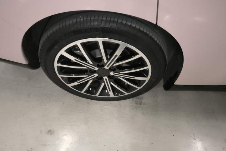 Used Leapmotor B01 2025 550 Comfort Edition Right Rear Wheel Hub