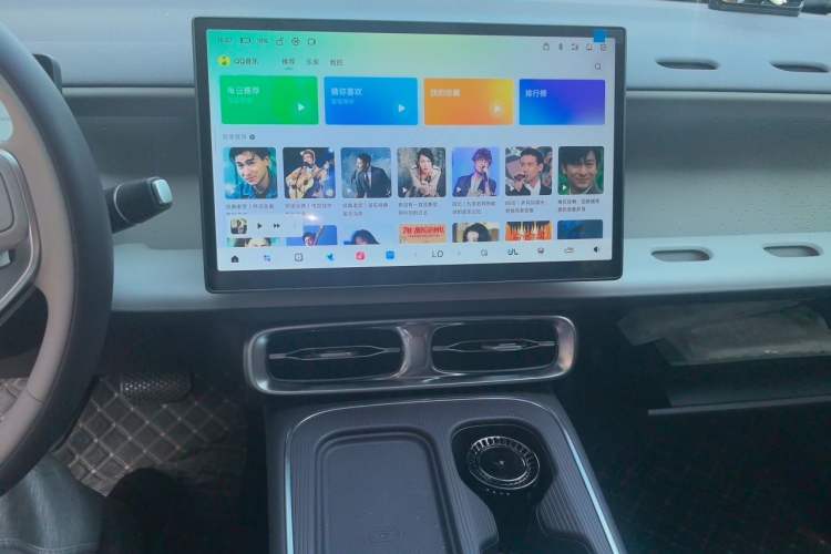 Used Leapmotor B01 2025 650 LiDAR Edition Audio And AC Panel