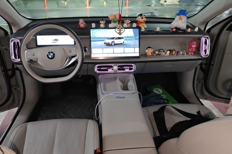 Used Leapmotor B01 2025 550 Enjoyment Edition Center Console