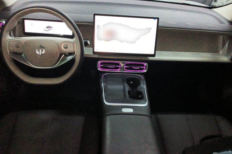 Used Leapmotor B01 2025 550 Enjoyment Edition Center Console