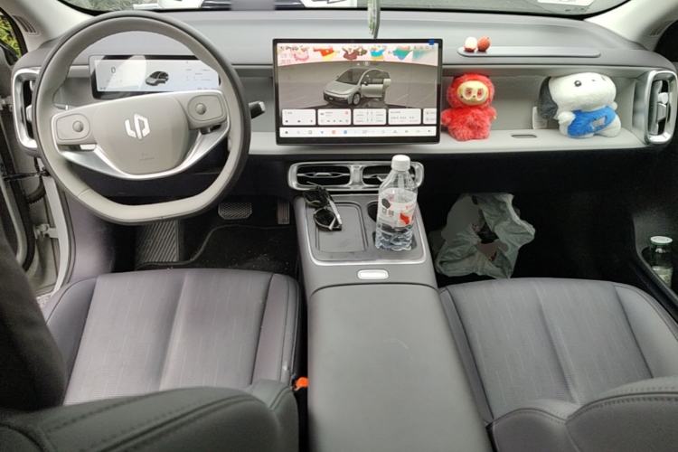 Used Leapmotor B01 2025 650 Enjoyment Edition Center Console