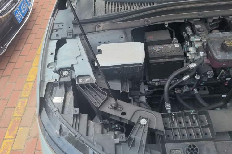 Used Leapmotor B01 2025 650 LiDAR Edition Engine Bay Right