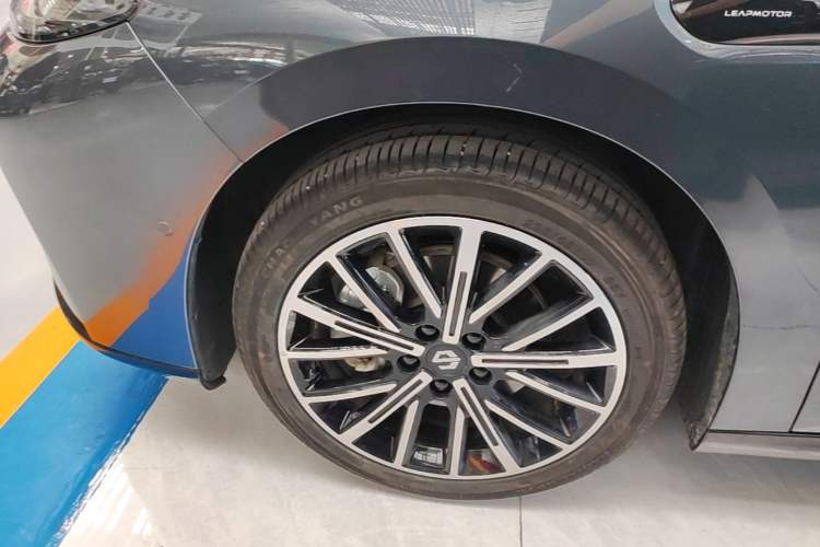 Used Leapmotor B01 2025 650 Enjoyment Edition Exterior 4