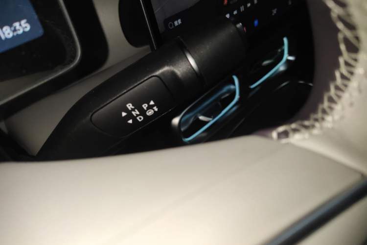 Used Leapmotor B01 2025 650 Enjoyment Edition Gear Lever