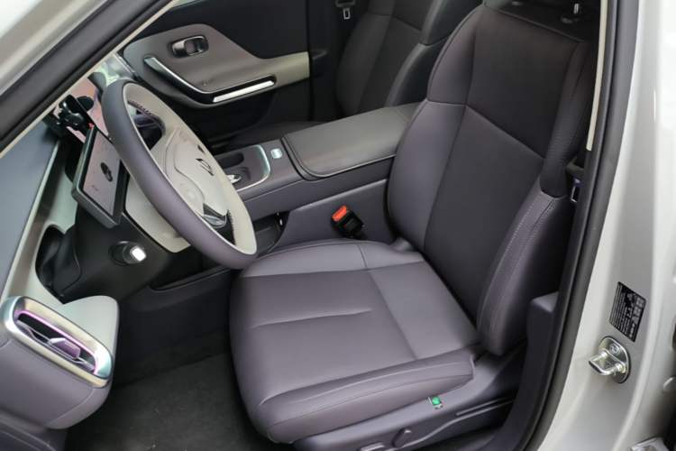 Used Leapmotor B01 2025 650 Enjoyment Edition Left Front Seat