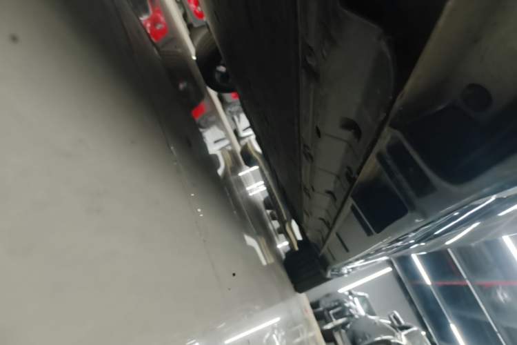 Used Leapmotor B01 2025 650 Enjoyment Edition Left Side Sill