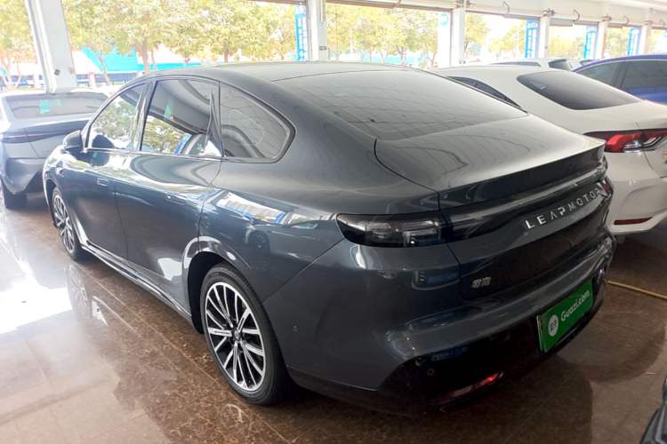 Used Leapmotor B01 2025 650 LiDAR Edition Rear Left 45 Deg