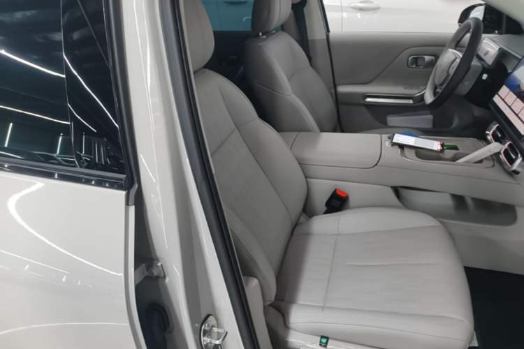 Used Leapmotor B01 2025 650 Enjoyment Edition Right Front Seat