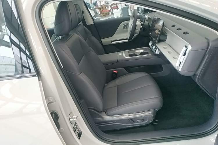 Used Leapmotor B01 2025 650 Enjoyment Edition Right Front Seat