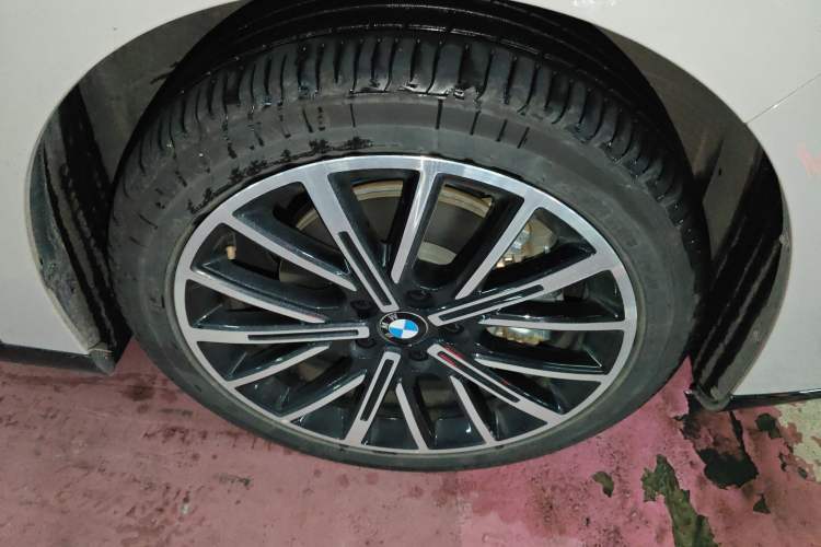 Used Leapmotor B01 2025 550 Enjoyment Edition Right Front Wheel Hub