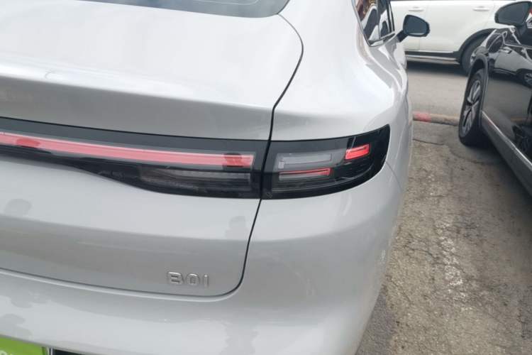 Used Leapmotor B01 2025 650 Enjoyment Edition Right Rear Taillight