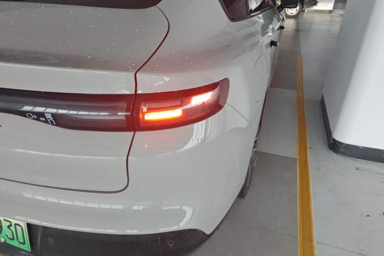 Used Leapmotor B01 2025 550 Smart Drive Edition Right Rear Taillight