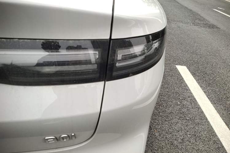 Used Leapmotor B01 2025 650 Enjoyment Edition Right Rear Taillight
