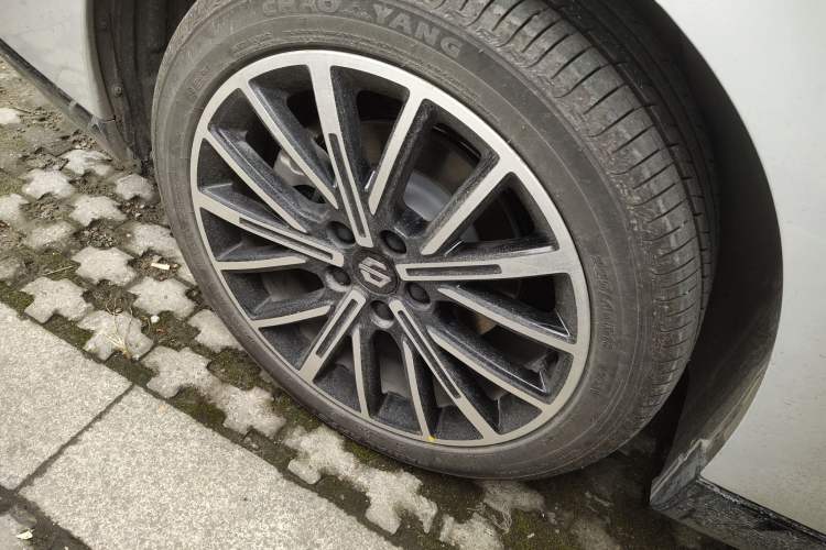 Used Leapmotor B01 2025 650 Enjoyment Edition Right Rear Wheel Hub