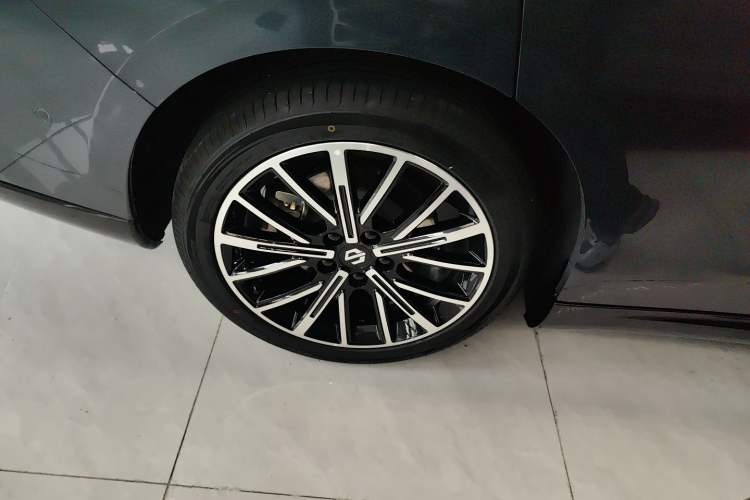 Used Leapmotor B01 2025 650 Enjoyment Edition Right Rear Wheel Hub