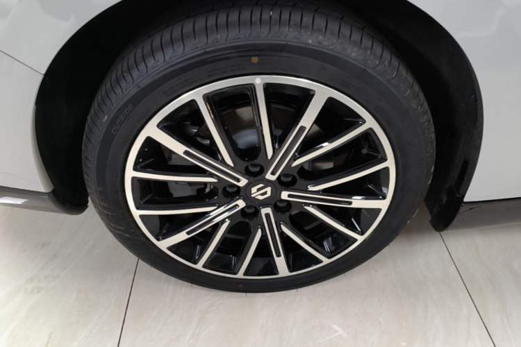 Used Leapmotor B01 2025 650 Enjoyment Edition Right Rear Wheel Hub
