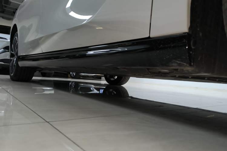 Used Leapmotor B01 2025 650 Enjoyment Edition Right Side Sill