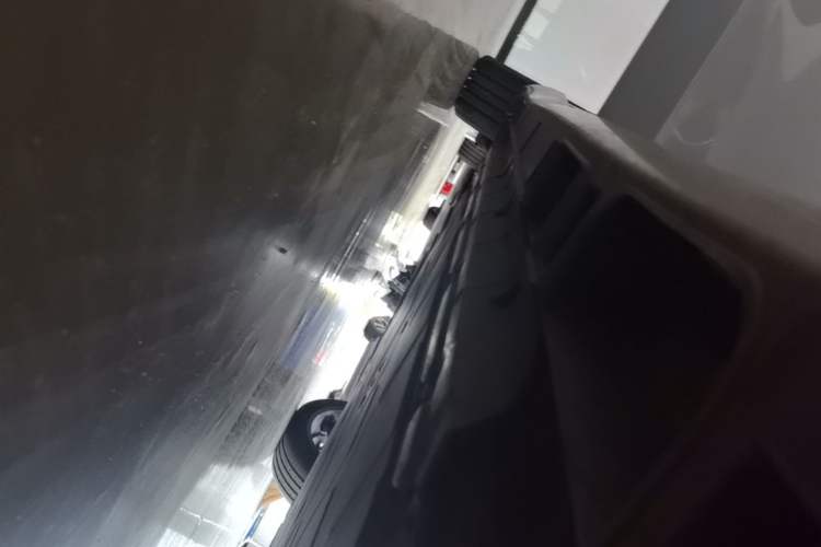 Used Leapmotor B01 2025 650 Enjoyment Edition Right Side Sill