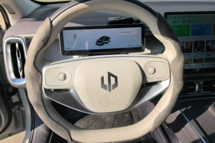 Used Leapmotor B01 2025 650 Enjoyment Edition Steering Wheel