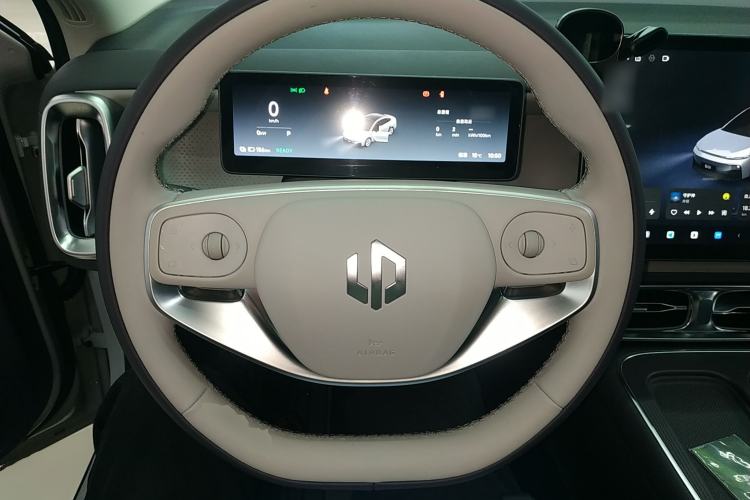 Used Leapmotor B01 2025 650 LiDAR Edition Steering Wheel