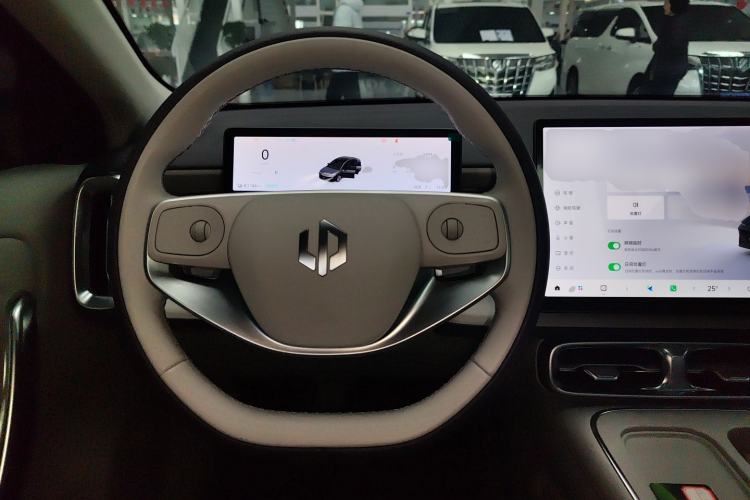 Used Leapmotor B01 2025 650 Enjoyment Edition Steering Wheel