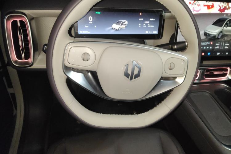 Used Leapmotor B01 2025 650 Enjoyment Edition Steering Wheel