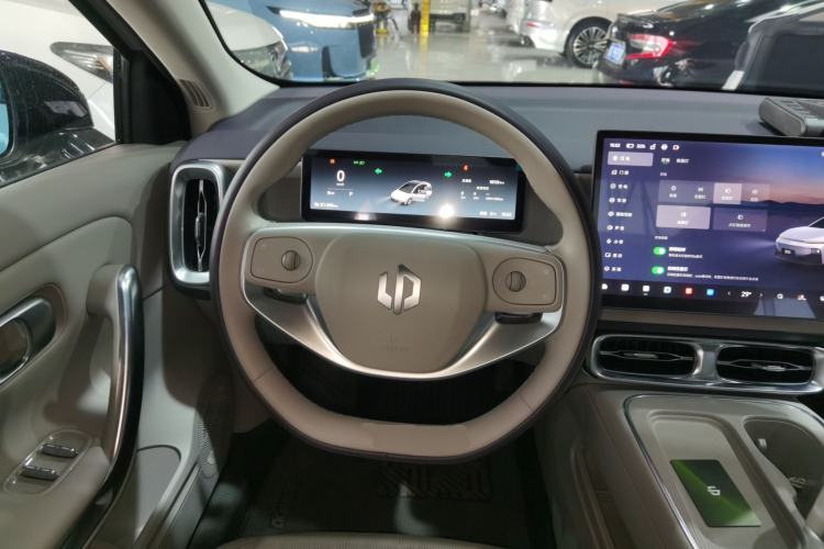 Used Leapmotor B01 2025 650 Enjoyment Edition Steering Wheel