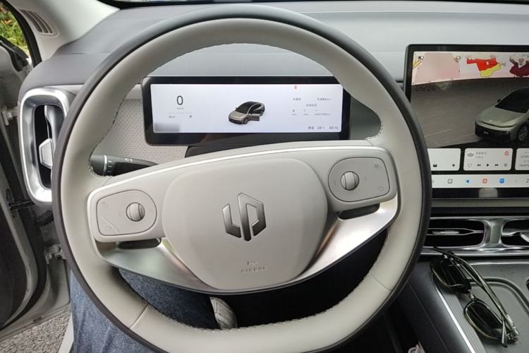 Used Leapmotor B01 2025 650 Enjoyment Edition Steering Wheel