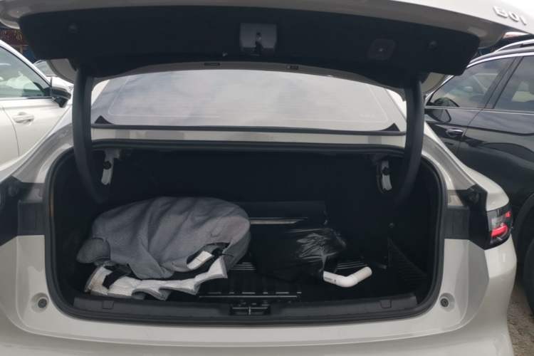Used Leapmotor B01 2025 650 Enjoyment Edition Trunk