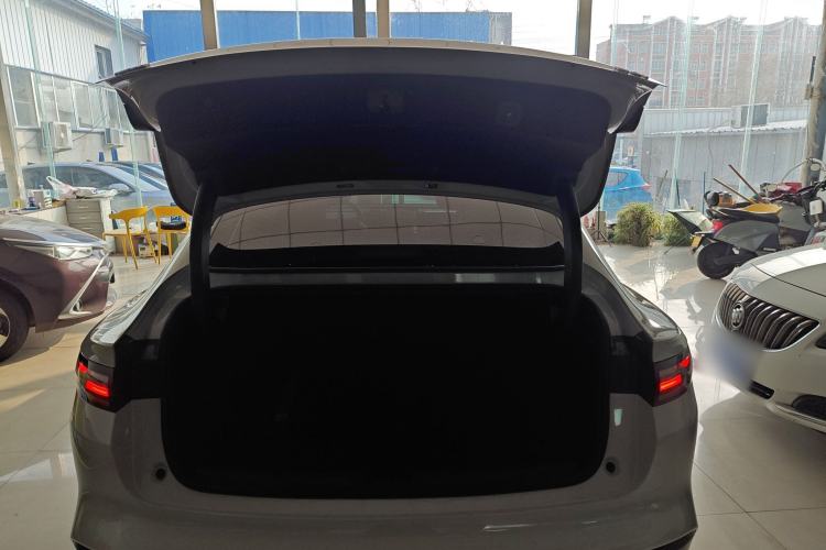 Used Leapmotor B01 2025 650 LiDAR Edition Trunk