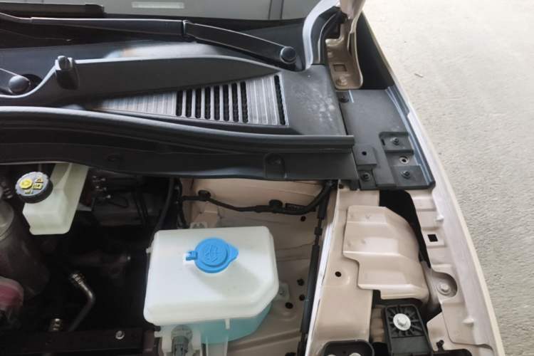 Used Leapmotor B01 2025 550 LiDAR Edition Engine Bay Left
