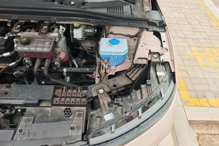 Used Leapmotor B01 2025 650 LiDAR Edition Engine Bay Left