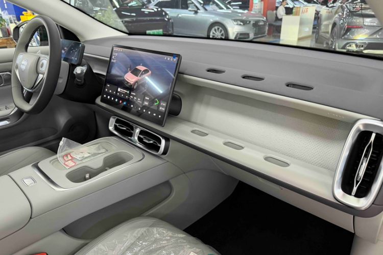 Used Leapmotor B01 2025 430 Comfort Edition Exterior 2