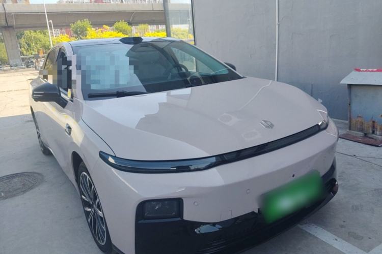 Used Leapmotor B01 2025 650 LiDAR Edition Front Right 45 Deg