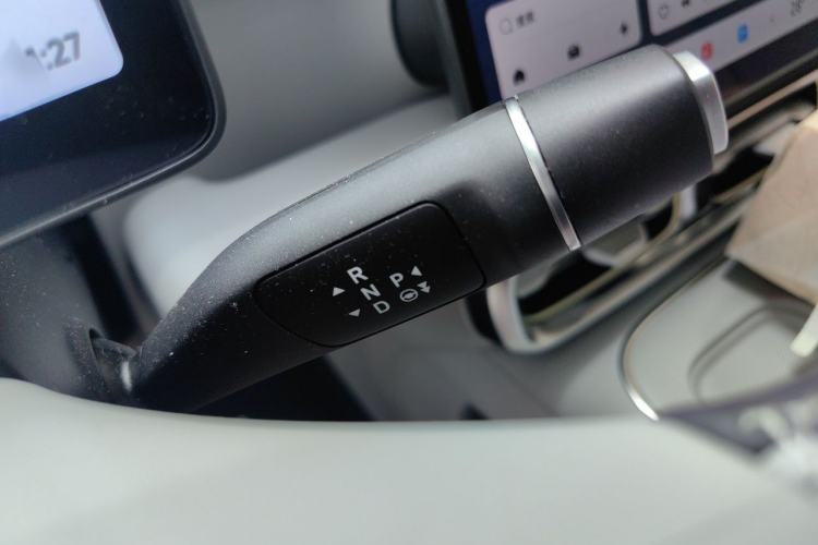 Used Leapmotor B01 2025 550 LiDAR Edition Gear Lever
