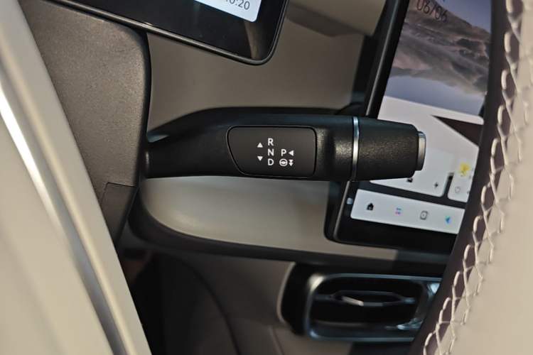 Used Leapmotor B01 2025 650 Enjoyment Edition Gear Lever