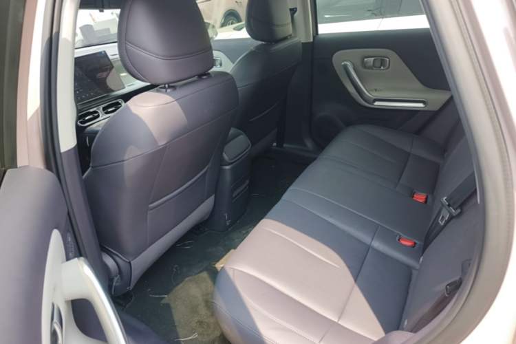 Used Leapmotor B01 2025 550 Comfort Edition Left Rear Seat
