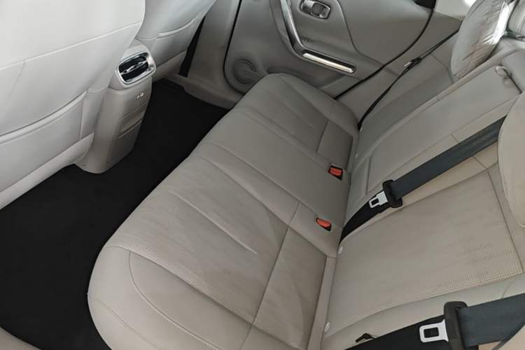 Used Leapmotor B01 2025 550 LiDAR Edition Left Rear Seat