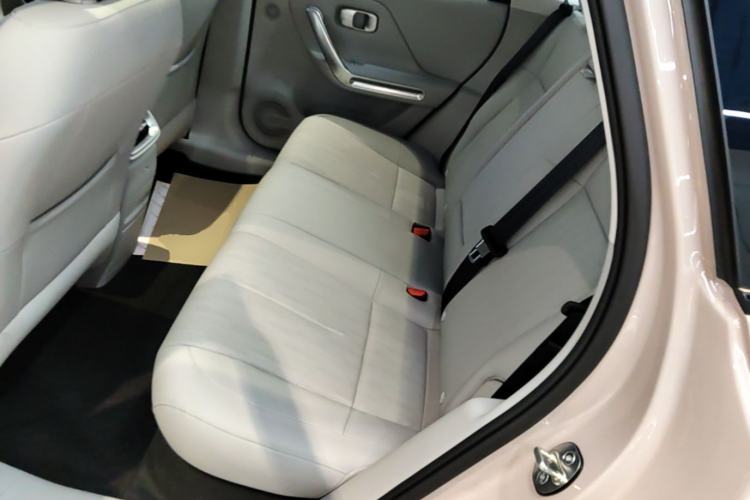 Used Leapmotor B01 2025 550 LiDAR Edition Left Rear Seat