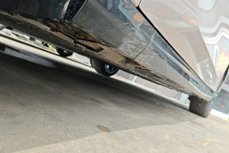 Used Leapmotor B01 2025 430 Comfort Edition Left Side Sill