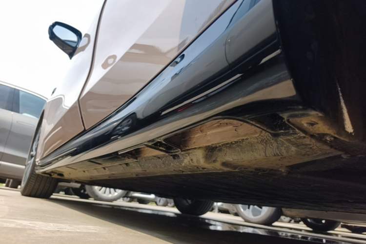 Used Leapmotor B01 2025 550 Comfort Edition Left Side Sill