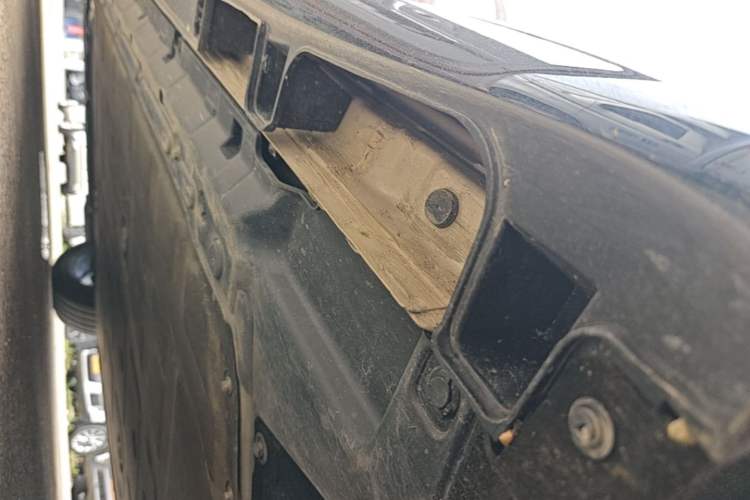 Used Leapmotor B01 2025 650 Enjoyment Edition Left Side Sill