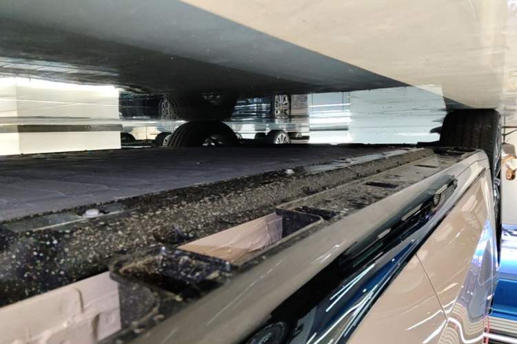Used Leapmotor B01 2025 550 LiDAR Edition Left Side Sill