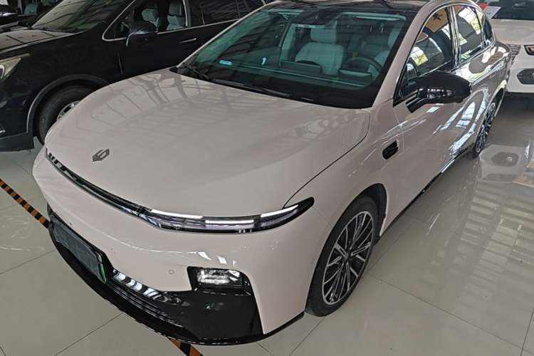 Used Leapmotor B01 2025 650 Enjoyment Edition Guazi used car, China used car export, Used car for sale, Used Leapmotor cars, Cheapest cars for sale, Electric vehicle, New energy car